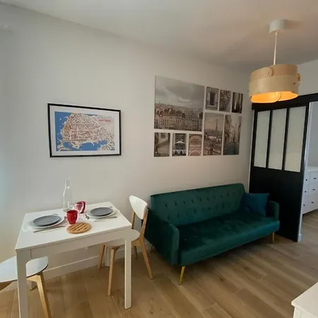 06An - Beautiful Apartment In The Heart Of Old Antibes Exterior foto